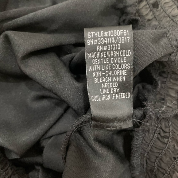 BCX black polka dot silky off shoulder top - Picture 10 of 10